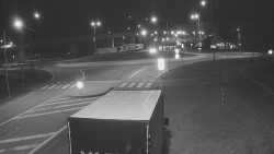 Křižovatka ulic Velká Dlážka a Polní