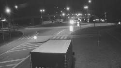 Křižovatka ulic Velká Dlážka a Polní