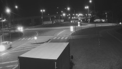 Křižovatka ulic Velká Dlážka a Polní