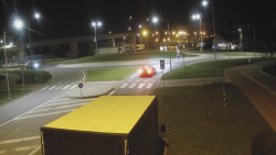 Křižovatka ulic Velká Dlážka a Polní