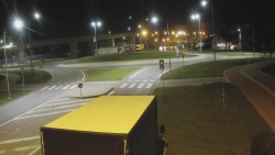 Křižovatka ulic Velká Dlážka a Polní