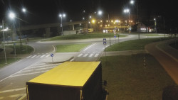 Křižovatka ulic Velká Dlážka a Polní