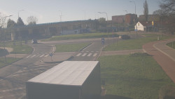 Křižovatka ulic Velká Dlážka a Polní