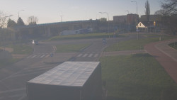 Křižovatka ulic Velká Dlážka a Polní