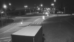 Křižovatka ulic Velká Dlážka a Polní