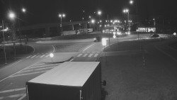 Křižovatka ulic Velká Dlážka a Polní