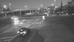 Křižovatka ulic Velká Dlážka a Polní