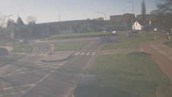 Křižovatka ulic Velká Dlážka a Polní