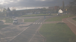 Křižovatka ulic Velká Dlážka a Polní