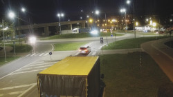 Křižovatka ulic Velká Dlážka a Polní