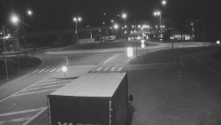 Křižovatka ulic Velká Dlážka a Polní