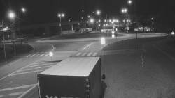 Křižovatka ulic Velká Dlážka a Polní