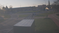 Křižovatka ulic Velká Dlážka a Polní