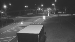 Křižovatka ulic Velká Dlážka a Polní