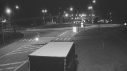 Křižovatka ulic Velká Dlážka a Polní