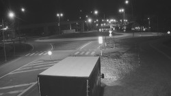 Křižovatka ulic Velká Dlážka a Polní