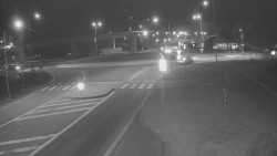 Křižovatka ulic Velká Dlážka a Polní