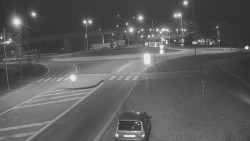 Křižovatka ulic Velká Dlážka a Polní