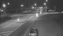 Křižovatka ulic Velká Dlážka a Polní