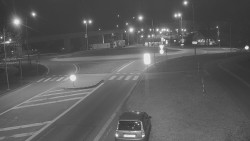 Křižovatka ulic Velká Dlážka a Polní