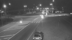 Křižovatka ulic Velká Dlážka a Polní