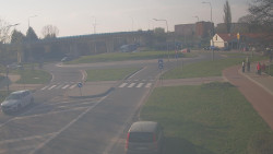 Křižovatka ulic Velká Dlážka a Polní