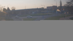 Křižovatka ulic Velká Dlážka a Polní