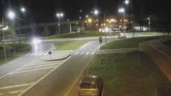 Křižovatka ulic Velká Dlážka a Polní