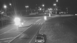 Křižovatka ulic Velká Dlážka a Polní