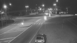 Křižovatka ulic Velká Dlážka a Polní