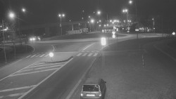 Křižovatka ulic Velká Dlážka a Polní