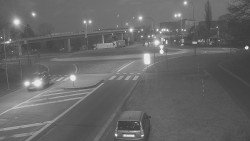 Křižovatka ulic Velká Dlážka a Polní