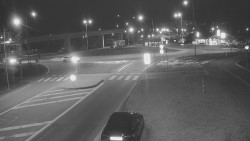 Křižovatka ulic Velká Dlážka a Polní