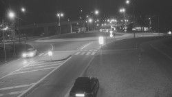 Křižovatka ulic Velká Dlážka a Polní