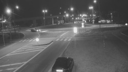 Křižovatka ulic Velká Dlážka a Polní