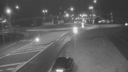 Křižovatka ulic Velká Dlážka a Polní