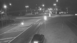 Křižovatka ulic Velká Dlážka a Polní