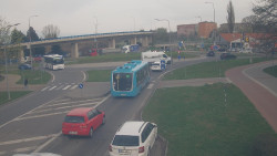 Křižovatka ulic Velká Dlážka a Polní