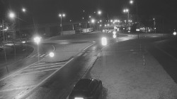 Křižovatka ulic Velká Dlážka a Polní