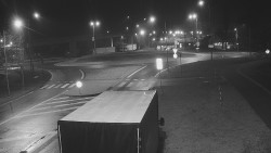 Křižovatka ulic Velká Dlážka a Polní