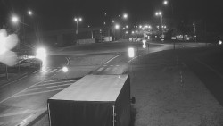 Křižovatka ulic Velká Dlážka a Polní