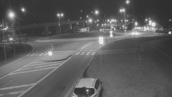 Křižovatka ulic Velká Dlážka a Polní