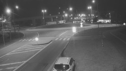 Křižovatka ulic Velká Dlážka a Polní