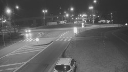 Křižovatka ulic Velká Dlážka a Polní