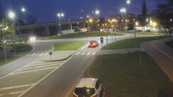 Křižovatka ulic Velká Dlážka a Polní