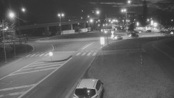 Křižovatka ulic Velká Dlážka a Polní