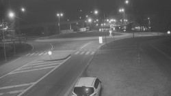 Křižovatka ulic Velká Dlážka a Polní