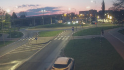 Křižovatka ulic Velká Dlážka a Polní