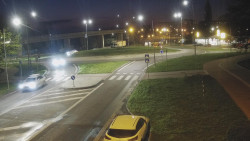 Křižovatka ulic Velká Dlážka a Polní