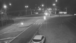 Křižovatka ulic Velká Dlážka a Polní